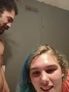 SNOWBUNNYNDADDY  live sex cam