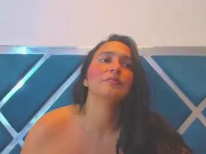 LucineArias  live sex cam