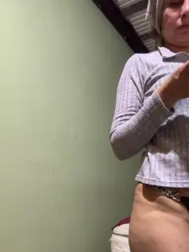 Micheldigracie3  live sex cam