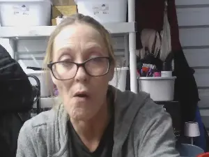 MissPeacock  live sex cam