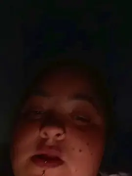 Cerdita221  live sex cam