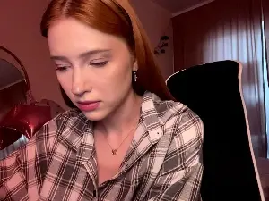 LovieKoons  live sex cam