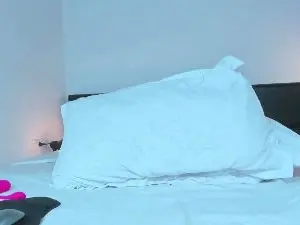 Ashlyy2  live sex cam