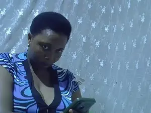 Bigclit_mom  live sex cam