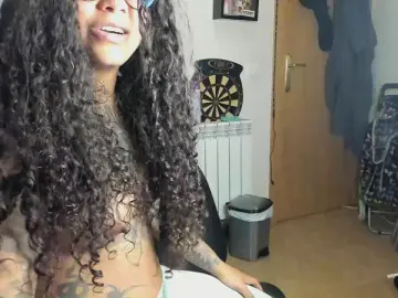 Hot_ama  live sex cam