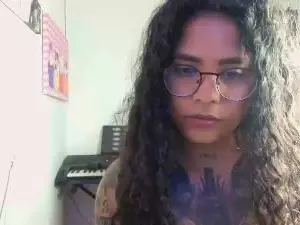 Hot_ama  live sex cam