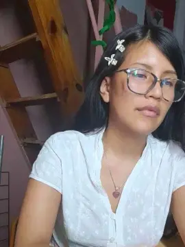 Romma96  live sex cam