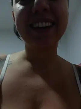 Luulii_loove  live sex cam