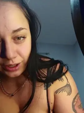 Luulii_loove  live sex cam