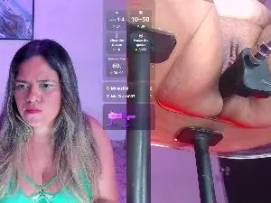MILFaurora  live sex cam