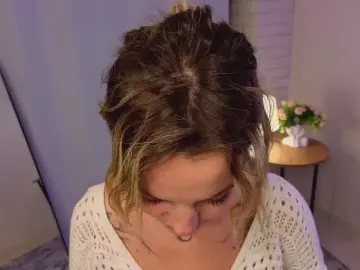 ChloeKoverman  live sex cam