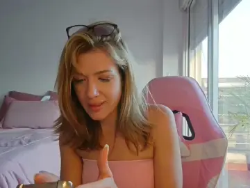 Ladymaiki1  live sex cam