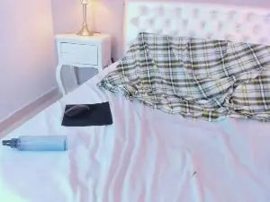 Mature_squirt_  live sex cam