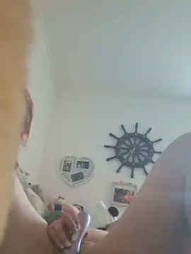 Sexylill26  live sex cam