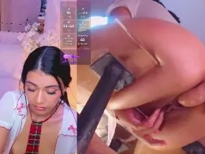 LeahVegas  live sex cam