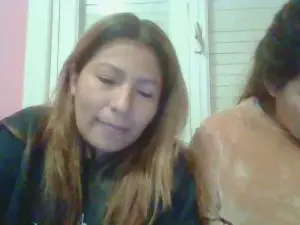 Pucca987  live sex cam