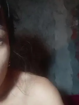 Reinyenana7  live sex cam