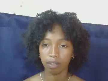 Koloyna2  live sex cam