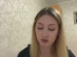 LashawnKahanek  live sex cam