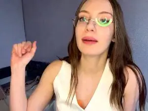 TamieDinicola  live sex cam
