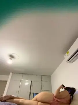 Mari873  live sex cam