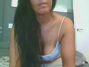 Lovinto  live sex cam