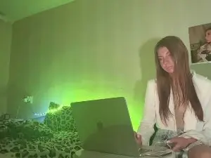 MilaEspana  live sex cam