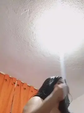 Nat_purple  live sex cam