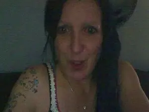 SoumiseTiCoeur  live sex cam