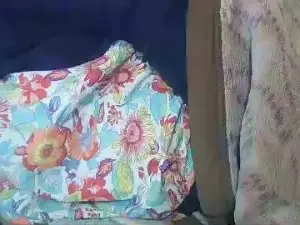 Carina53  live sex cam