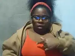 Carina53  live sex cam