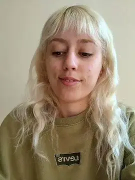 Emi_laura  live sex cam