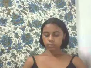 Rominahxxx  live sex cam