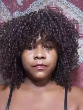 Ravaka  live sex cam