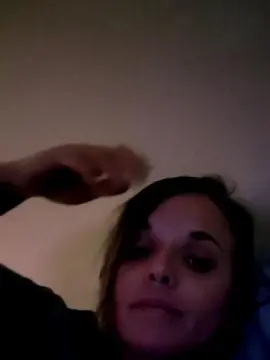 Eazy_breezy  live sex cam