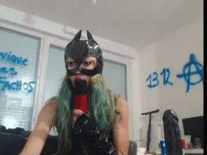 Harleyqueerlh  live sex cam