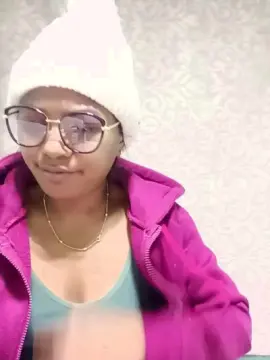 Avotra02  live sex cam
