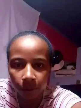 Eugenah2  live sex cam