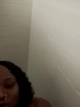 Vondutchess  live sex cam
