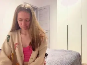 KieraLasaint  live sex cam