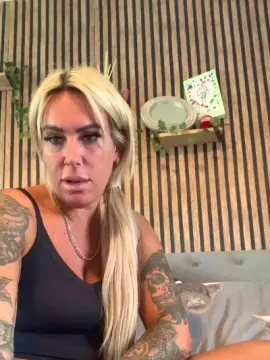 Poppingal  live sex cam
