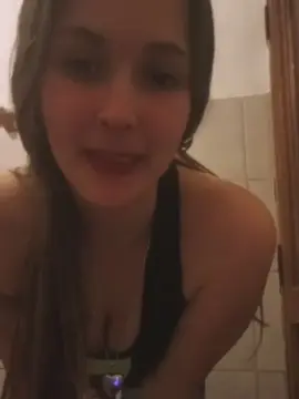 Vellaahotx  live sex cam