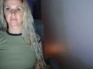 LoVe_On  live sex cam