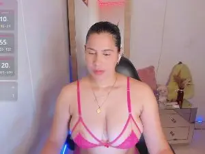 Prettytylor  live sex cam