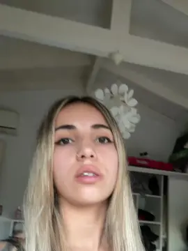 Lulu_lloberas  live sex cam