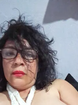 MissUnik  live sex cam
