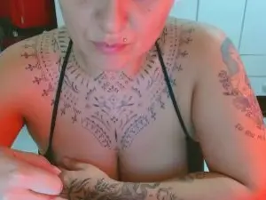 VahOliver  live sex cam