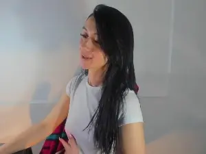 Amy_kobold33  live sex cam