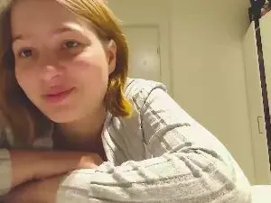 Lunafoxx99  live sex cam