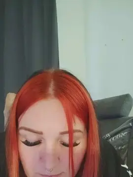 DieOssiTiffi  live sex cam